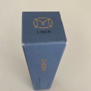 Merit The Miminalist in Linen